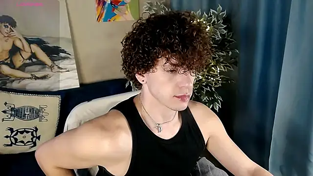 Snapshot of TylerGibson chatting on April 23, 2026, 3:35 pm TylerGibson online show from April 23, 2026, 3:35 pm