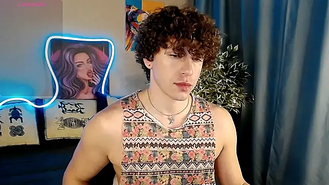 Snapshot of TylerGibson chatting on May 13, 2026, 2:29 am TylerGibson online show from May 13, 2026, 2:29 am