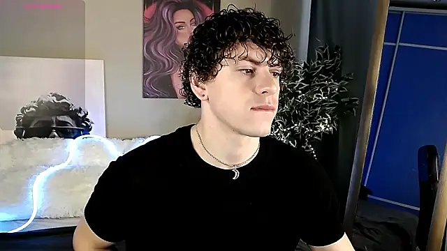 Snapshot of TylerGibson chatting on May 25, 2026, 3:50 am TylerGibson online show from May 25, 2026, 3:50 am