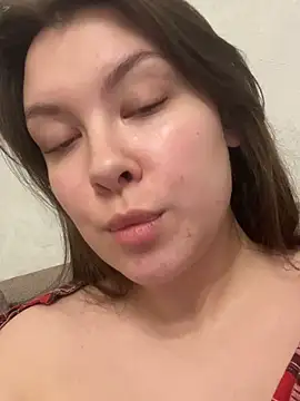  hanna johnsons  online show from February 12, 2026, 2:17 pm