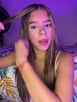 BellaMoon  online show from March 13, 2026, 4:28 am