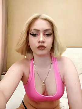 Daisy Kate online show from April 4, 2026, 2:12 pm