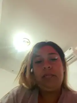 veronica414 online show from April 4, 2026, 12:01 pm