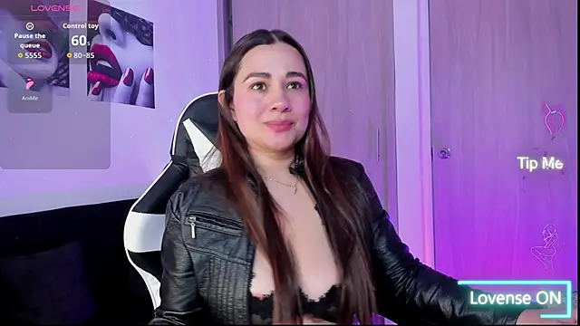 saray mendozaa online show from February 21, 2026, 5:37 pm