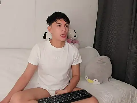 Caydensmit online show from February 14, 2026, 9:48 pm