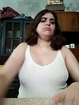 CherryRabitt online show from February 11, 2026, 4:23 am