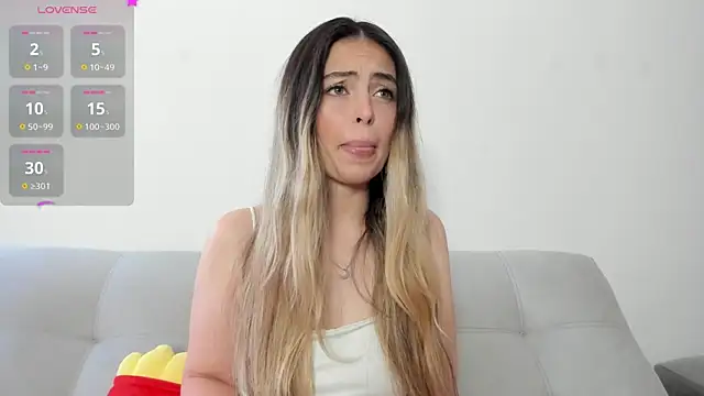 Fernanda aaaa online show from June 25, 2026, 3:17 pm
