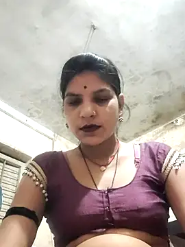 Snapshot of Radha_hot chatting on June 20, 2026, 5:29 pm Radha hot online show from June 20, 2026, 5:29 pm
