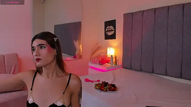 Snapshot of PAMELA_BRANZ chatting on March 4, 2026, 11:51 am PAMELA BRANZ online show from March 4, 2026, 11:51 am