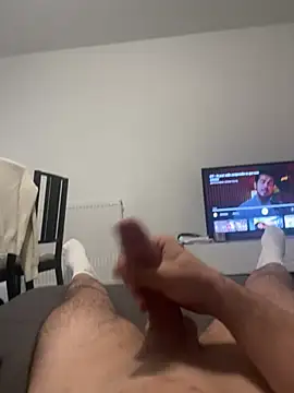 Uyhhhikhtyo online show from June 9, 2026, 1:45 pm