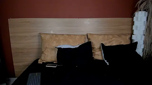 scarlett25   online show from February 16, 2026, 8:07 pm