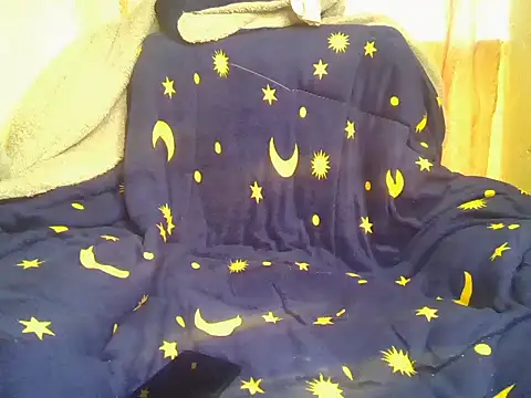 Fiolina online show from April 15, 2026, 3:45 am