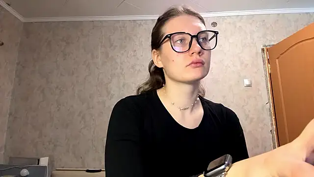 Jolievic online show from February 25, 2026, 11:10 am