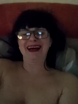 Snapshot of AliceSwan57 chatting on March 11, 2026, 8:03 pm AliceSwan57 online show from March 11, 2026, 8:03 pm