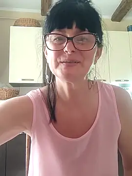 AliceSwan57 online show from June 26, 2026, 9:59 am