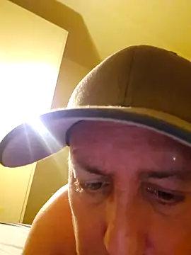 Snapshot of Martin_dick78 chatting on May 4, 2026, 11:29 pm Martin dick78 online show from May 4, 2026, 11:29 pm