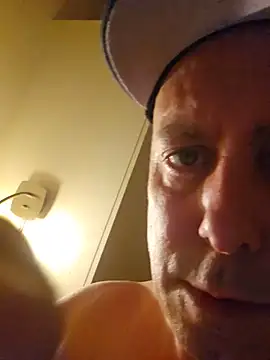Snapshot of Martin_dick78 chatting on May 25, 2026, 8:29 pm Martin dick78 online show from May 25, 2026, 8:29 pm