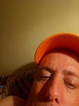 Snapshot of Martin_dick78 chatting on May 13, 2026, 12:28 am Martin dick78 online show from May 13, 2026, 12:28 am