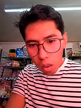 Jleonardolr online show from March 8, 2026, 8:12 pm