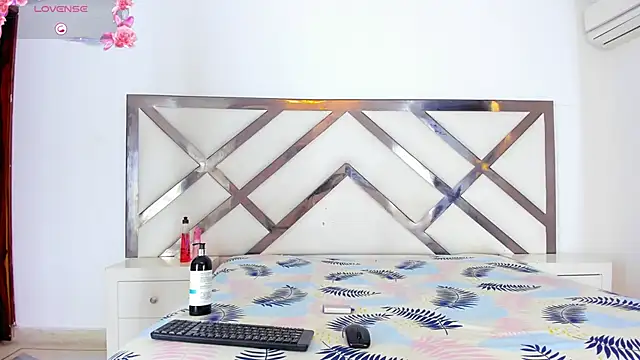 tifanibrown online show from February 17, 2026, 1:52 pm