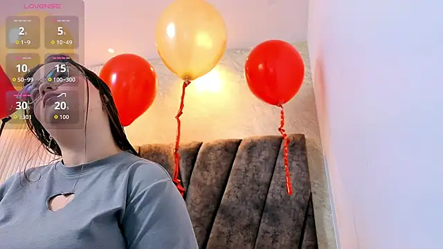 zoe hugeboobs online show from February 14, 2026, 12:05 pm