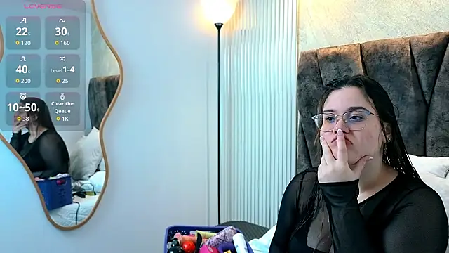 zoe hugeboobs online show from February 19, 2026, 11:51 am