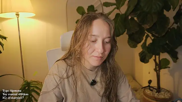 Scarlett NoirMuse online show from March 22, 2026, 8:21 pm