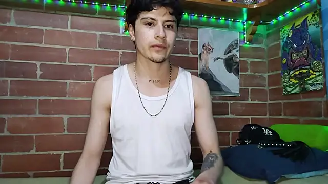 PaulDamico online show from April 18, 2026, 11:49 pm