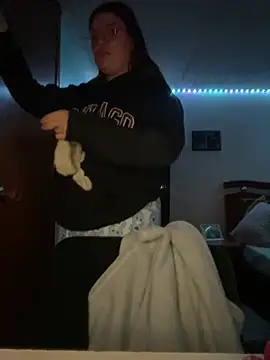 Vixroy7 online show from February 24, 2026, 12:44 am