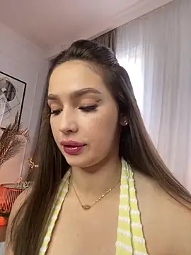 JessyLuvX online show from June 10, 2026, 5:52 am