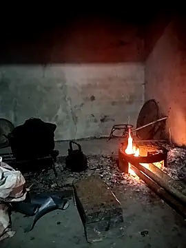 cutebobi online show from April 19, 2026, 10:49 am