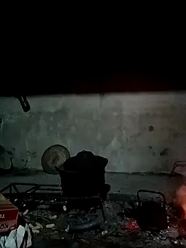 cutebobi online show from April 18, 2026, 10:43 pm