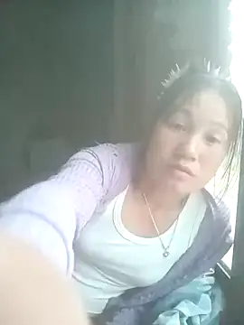 cutebobi online show from March 3, 2026, 10:33 am