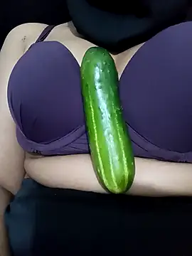 Sumaiya-21356 online show from January 18, 2026, 10:57 pm