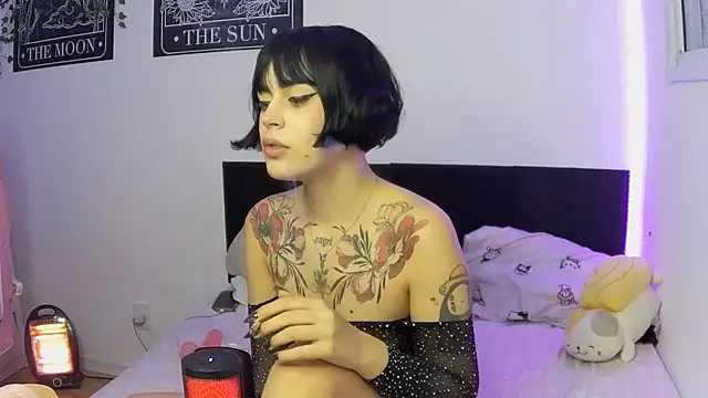 ariane kimiko online show from June 26, 2026, 2:50 am