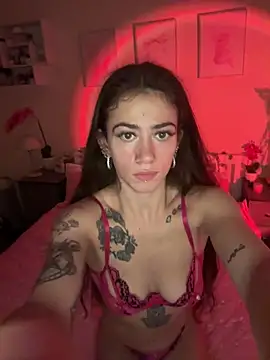 Snapshot of ValenciaTheVixenXX chatting on February 22, 2026, 9:16 pm ValenciaTheVixenXX online show from February 22, 2026, 9:16 pm