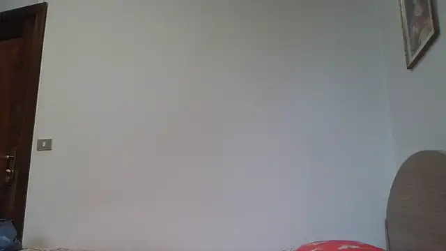 Snapshot of Miasexmilf chatting on May 29, 2026, 4:40 am Miasexmilf online show from May 29, 2026, 4:40 am