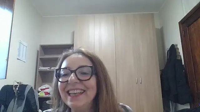 Miasexmilf online show from February 2, 2026, 7:51 am