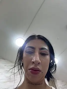 Snapshot of darkkjulietha chatting on June 19, 2026, 1:17 pm darkkjulietha online show from June 19, 2026, 1:17 pm