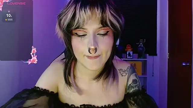 neena nyx  online show from March 13, 2026, 10:04 pm