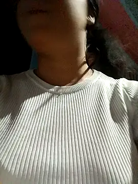 Ailen-cute online show from February 19, 2026, 6:32 am