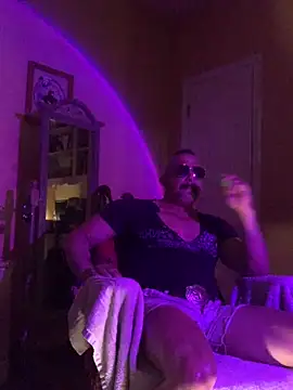 daddydonkey84 online show from April 24, 2026, 6:59 am
