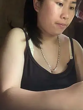 patry33 online show from April 17, 2026, 1:30 am