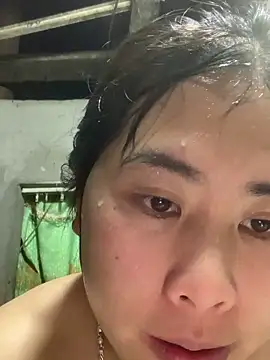 patry33 online show from April 19, 2026, 2:29 pm