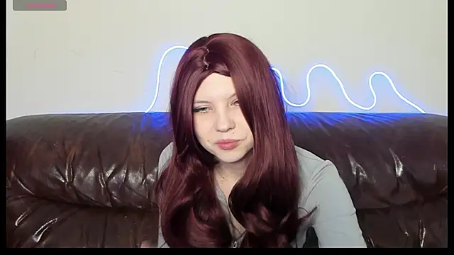 EmberVexen online show from February 13, 2026, 5:40 am