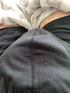 Snapshot of tip4sexxx chatting on March 17, 2026, 9:45 am tip4sexxx online show from March 17, 2026, 9:45 am