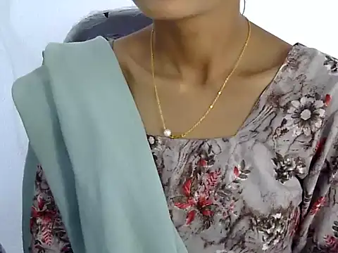 Kulsum S online show from March 3, 2026, 8:10 am