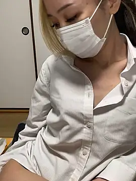 yui  yuichan online show from March 3, 2026, 4:52 am