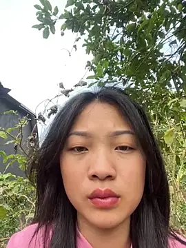 Lyn-be99 online show from February 28, 2026, 7:19 am