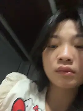 Lyn-be99 online show from March 18, 2026, 1:20 am